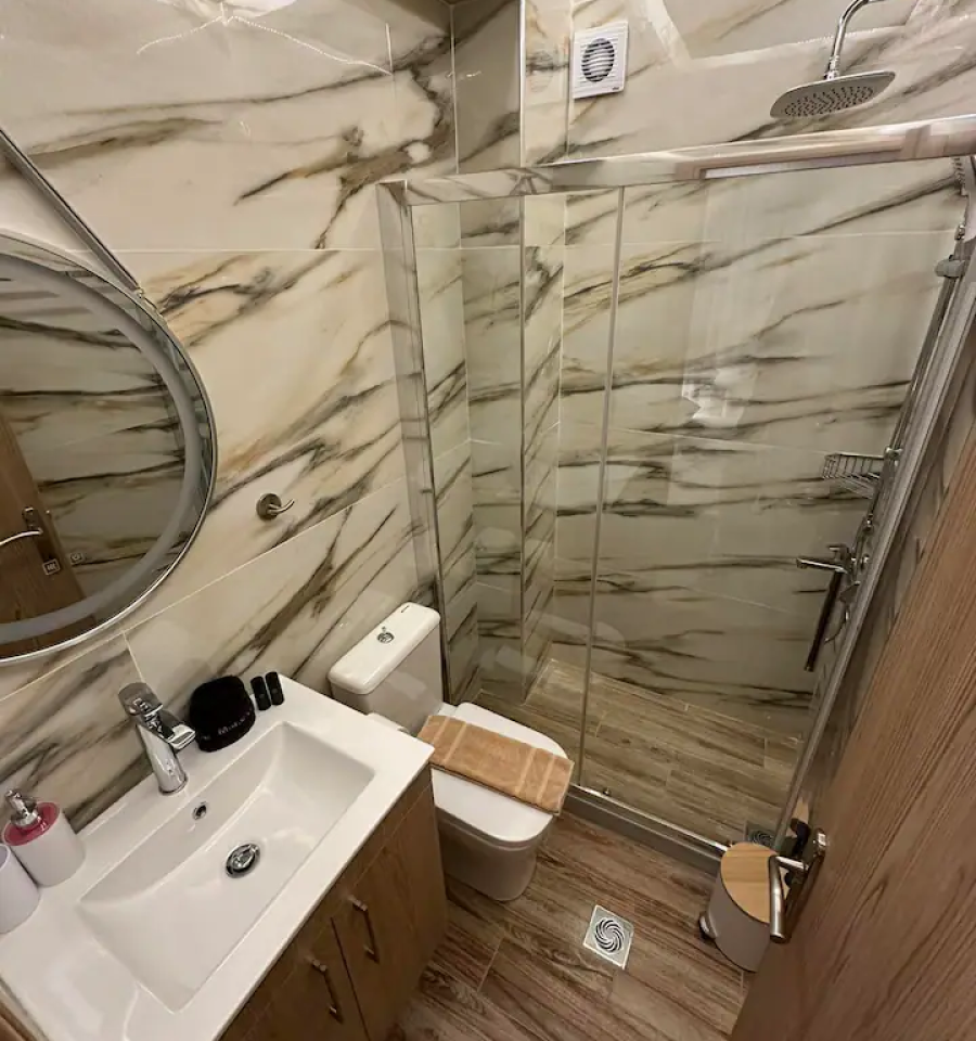 729e1f7f-9776-4729-9a36-147cdae5e891 1